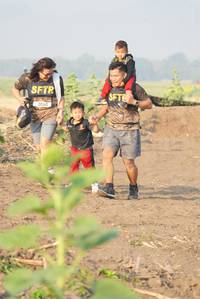 BIB: 3034
                            <button type="button" onclick="openModal(7169345)" class="btn btn-primary btn-sm float-right btn-popup" data-toggle="modal" data-target=".modal-high-quality">
                        <i class="fas fa-shopping-cart"></i> Add to Cart
                    </button>
                                            <button type="button" onclick="isThisMe(7169345, true)" class="btn btn-success btn-sm float-right btn-popup btn-isme hidden" data-toggle="tooltip" data-placement="bottom" title="นี่คือรูปของคุณใช่ไหม คลิกที่นี่เพื่อเอาเข้าอัลบั้ม">
                        <i class="fas fa-plus"></i> Add to album
                    </button>
                    <button type="button" onclick="isThisMe(7169345, false)" class="btn btn-warning btn-sm float-right btn-popup btn-isnotme hidden">
                        <i class="fas fa-ban"></i> Remove from album
                    </button>