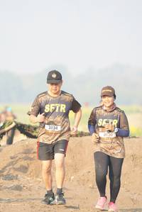 BIB: 3134, 3130
                            <button type="button" onclick="openModal(7168734)" class="btn btn-primary btn-sm float-right btn-popup" data-toggle="modal" data-target=".modal-high-quality">
                        <i class="fas fa-shopping-cart"></i> Add to Cart
                    </button>
                                            <button type="button" onclick="isThisMe(7168734, true)" class="btn btn-success btn-sm float-right btn-popup btn-isme hidden" data-toggle="tooltip" data-placement="bottom" title="นี่คือรูปของคุณใช่ไหม คลิกที่นี่เพื่อเอาเข้าอัลบั้ม">
                        <i class="fas fa-plus"></i> Add to album
                    </button>
                    <button type="button" onclick="isThisMe(7168734, false)" class="btn btn-warning btn-sm float-right btn-popup btn-isnotme hidden">
                        <i class="fas fa-ban"></i> Remove from album
                    </button>