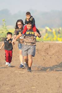 BIB: 
                            <button type="button" onclick="openModal(7169332)" class="btn btn-primary btn-sm float-right btn-popup" data-toggle="modal" data-target=".modal-high-quality">
                        <i class="fas fa-shopping-cart"></i> Add to Cart
                    </button>
                                            <button type="button" onclick="isThisMe(7169332, true)" class="btn btn-success btn-sm float-right btn-popup btn-isme hidden" data-toggle="tooltip" data-placement="bottom" title="นี่คือรูปของคุณใช่ไหม คลิกที่นี่เพื่อเอาเข้าอัลบั้ม">
                        <i class="fas fa-plus"></i> Add to album
                    </button>
                    <button type="button" onclick="isThisMe(7169332, false)" class="btn btn-warning btn-sm float-right btn-popup btn-isnotme hidden">
                        <i class="fas fa-ban"></i> Remove from album
                    </button>