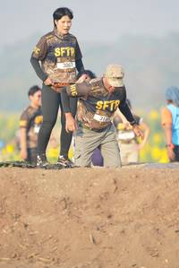 BIB: 3067, 3105
                            <button type="button" onclick="openModal(7169531)" class="btn btn-primary btn-sm float-right btn-popup" data-toggle="modal" data-target=".modal-high-quality">
                        <i class="fas fa-shopping-cart"></i> Add to Cart
                    </button>
                                            <button type="button" onclick="isThisMe(7169531, true)" class="btn btn-success btn-sm float-right btn-popup btn-isme hidden" data-toggle="tooltip" data-placement="bottom" title="นี่คือรูปของคุณใช่ไหม คลิกที่นี่เพื่อเอาเข้าอัลบั้ม">
                        <i class="fas fa-plus"></i> Add to album
                    </button>
                    <button type="button" onclick="isThisMe(7169531, false)" class="btn btn-warning btn-sm float-right btn-popup btn-isnotme hidden">
                        <i class="fas fa-ban"></i> Remove from album
                    </button>