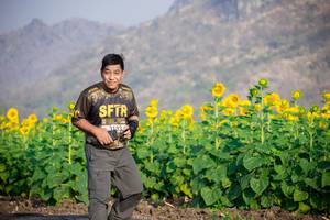 BIB: 
                            <button type="button" onclick="openModal(7219660)" class="btn btn-primary btn-sm float-right btn-popup" data-toggle="modal" data-target=".modal-high-quality">
                        <i class="fas fa-shopping-cart"></i> Add to Cart
                    </button>
                                            <button type="button" onclick="isThisMe(7219660, true)" class="btn btn-success btn-sm float-right btn-popup btn-isme hidden" data-toggle="tooltip" data-placement="bottom" title="นี่คือรูปของคุณใช่ไหม คลิกที่นี่เพื่อเอาเข้าอัลบั้ม">
                        <i class="fas fa-plus"></i> Add to album
                    </button>
                    <button type="button" onclick="isThisMe(7219660, false)" class="btn btn-warning btn-sm float-right btn-popup btn-isnotme hidden">
                        <i class="fas fa-ban"></i> Remove from album
                    </button>