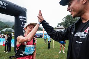 BIB: 3194
                            <button type="button" onclick="openModal(25045002)" class="btn btn-primary btn-sm float-right btn-popup" data-toggle="modal" data-target=".modal-high-quality">
                        <i class="fas fa-shopping-cart"></i> Add to Cart
                    </button>
                                            <button type="button" onclick="isThisMe(25045002, true)" class="btn btn-success btn-sm float-right btn-popup btn-isme hidden" data-toggle="tooltip" data-placement="bottom" title="นี่คือรูปของคุณใช่ไหม คลิกที่นี่เพื่อเอาเข้าอัลบั้ม">
                        <i class="fas fa-plus"></i> Add to album
                    </button>
                    <button type="button" onclick="isThisMe(25045002, false)" class="btn btn-warning btn-sm float-right btn-popup btn-isnotme hidden">
                        <i class="fas fa-ban"></i> Remove from album
                    </button>