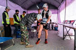 BIB: 5004
                            <button type="button" onclick="openModal(25044306)" class="btn btn-primary btn-sm float-right btn-popup" data-toggle="modal" data-target=".modal-high-quality">
                        <i class="fas fa-shopping-cart"></i> Add to Cart
                    </button>
                                            <button type="button" onclick="isThisMe(25044306, true)" class="btn btn-success btn-sm float-right btn-popup btn-isme hidden" data-toggle="tooltip" data-placement="bottom" title="นี่คือรูปของคุณใช่ไหม คลิกที่นี่เพื่อเอาเข้าอัลบั้ม">
                        <i class="fas fa-plus"></i> Add to album
                    </button>
                    <button type="button" onclick="isThisMe(25044306, false)" class="btn btn-warning btn-sm float-right btn-popup btn-isnotme hidden">
                        <i class="fas fa-ban"></i> Remove from album
                    </button>