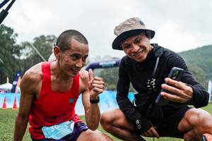 BIB: 300
                            <button type="button" onclick="openModal(25045044)" class="btn btn-primary btn-sm float-right btn-popup" data-toggle="modal" data-target=".modal-high-quality">
                        <i class="fas fa-shopping-cart"></i> Add to Cart
                    </button>
                                            <button type="button" onclick="isThisMe(25045044, true)" class="btn btn-success btn-sm float-right btn-popup btn-isme hidden" data-toggle="tooltip" data-placement="bottom" title="นี่คือรูปของคุณใช่ไหม คลิกที่นี่เพื่อเอาเข้าอัลบั้ม">
                        <i class="fas fa-plus"></i> Add to album
                    </button>
                    <button type="button" onclick="isThisMe(25045044, false)" class="btn btn-warning btn-sm float-right btn-popup btn-isnotme hidden">
                        <i class="fas fa-ban"></i> Remove from album
                    </button>