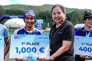 BIB: 1000, 400
                            <button type="button" onclick="openModal(25044507)" class="btn btn-primary btn-sm float-right btn-popup" data-toggle="modal" data-target=".modal-high-quality">
                        <i class="fas fa-shopping-cart"></i> Add to Cart
                    </button>
                                            <button type="button" onclick="isThisMe(25044507, true)" class="btn btn-success btn-sm float-right btn-popup btn-isme hidden" data-toggle="tooltip" data-placement="bottom" title="นี่คือรูปของคุณใช่ไหม คลิกที่นี่เพื่อเอาเข้าอัลบั้ม">
                        <i class="fas fa-plus"></i> Add to album
                    </button>
                    <button type="button" onclick="isThisMe(25044507, false)" class="btn btn-warning btn-sm float-right btn-popup btn-isnotme hidden">
                        <i class="fas fa-ban"></i> Remove from album
                    </button>