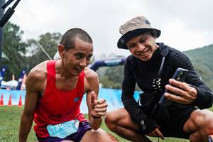 BIB: 300
                            <button type="button" onclick="openModal(25045046)" class="btn btn-primary btn-sm float-right btn-popup" data-toggle="modal" data-target=".modal-high-quality">
                        <i class="fas fa-shopping-cart"></i> Add to Cart
                    </button>
                                            <button type="button" onclick="isThisMe(25045046, true)" class="btn btn-success btn-sm float-right btn-popup btn-isme hidden" data-toggle="tooltip" data-placement="bottom" title="นี่คือรูปของคุณใช่ไหม คลิกที่นี่เพื่อเอาเข้าอัลบั้ม">
                        <i class="fas fa-plus"></i> Add to album
                    </button>
                    <button type="button" onclick="isThisMe(25045046, false)" class="btn btn-warning btn-sm float-right btn-popup btn-isnotme hidden">
                        <i class="fas fa-ban"></i> Remove from album
                    </button>