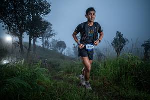 BIB: 5040
                            <button type="button" onclick="openModal(25016094)" class="btn btn-primary btn-sm float-right btn-popup" data-toggle="modal" data-target=".modal-high-quality">
                        <i class="fas fa-shopping-cart"></i> Add to Cart
                    </button>
                                            <button type="button" onclick="isThisMe(25016094, true)" class="btn btn-success btn-sm float-right btn-popup btn-isme hidden" data-toggle="tooltip" data-placement="bottom" title="นี่คือรูปของคุณใช่ไหม คลิกที่นี่เพื่อเอาเข้าอัลบั้ม">
                        <i class="fas fa-plus"></i> Add to album
                    </button>
                    <button type="button" onclick="isThisMe(25016094, false)" class="btn btn-warning btn-sm float-right btn-popup btn-isnotme hidden">
                        <i class="fas fa-ban"></i> Remove from album
                    </button>