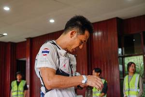 BIB: 100
                            <button type="button" onclick="openModal(24998887)" class="btn btn-primary btn-sm float-right btn-popup" data-toggle="modal" data-target=".modal-high-quality">
                        <i class="fas fa-shopping-cart"></i> Add to Cart
                    </button>
                                            <button type="button" onclick="isThisMe(24998887, true)" class="btn btn-success btn-sm float-right btn-popup btn-isme hidden" data-toggle="tooltip" data-placement="bottom" title="นี่คือรูปของคุณใช่ไหม คลิกที่นี่เพื่อเอาเข้าอัลบั้ม">
                        <i class="fas fa-plus"></i> Add to album
                    </button>
                    <button type="button" onclick="isThisMe(24998887, false)" class="btn btn-warning btn-sm float-right btn-popup btn-isnotme hidden">
                        <i class="fas fa-ban"></i> Remove from album
                    </button>