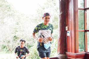 BIB: 3040
                            <button type="button" onclick="openModal(24996783)" class="btn btn-primary btn-sm float-right btn-popup" data-toggle="modal" data-target=".modal-high-quality">
                        <i class="fas fa-shopping-cart"></i> Add to Cart
                    </button>
                                            <button type="button" onclick="isThisMe(24996783, true)" class="btn btn-success btn-sm float-right btn-popup btn-isme hidden" data-toggle="tooltip" data-placement="bottom" title="นี่คือรูปของคุณใช่ไหม คลิกที่นี่เพื่อเอาเข้าอัลบั้ม">
                        <i class="fas fa-plus"></i> Add to album
                    </button>
                    <button type="button" onclick="isThisMe(24996783, false)" class="btn btn-warning btn-sm float-right btn-popup btn-isnotme hidden">
                        <i class="fas fa-ban"></i> Remove from album
                    </button>