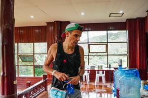 BIB: 3209
                            <button type="button" onclick="openModal(24995653)" class="btn btn-primary btn-sm float-right btn-popup" data-toggle="modal" data-target=".modal-high-quality">
                        <i class="fas fa-shopping-cart"></i> Add to Cart
                    </button>
                                            <button type="button" onclick="isThisMe(24995653, true)" class="btn btn-success btn-sm float-right btn-popup btn-isme hidden" data-toggle="tooltip" data-placement="bottom" title="นี่คือรูปของคุณใช่ไหม คลิกที่นี่เพื่อเอาเข้าอัลบั้ม">
                        <i class="fas fa-plus"></i> Add to album
                    </button>
                    <button type="button" onclick="isThisMe(24995653, false)" class="btn btn-warning btn-sm float-right btn-popup btn-isnotme hidden">
                        <i class="fas fa-ban"></i> Remove from album
                    </button>