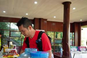 BIB: 
                            <button type="button" onclick="openModal(24999148)" class="btn btn-primary btn-sm float-right btn-popup" data-toggle="modal" data-target=".modal-high-quality">
                        <i class="fas fa-shopping-cart"></i> Add to Cart
                    </button>
                                            <button type="button" onclick="isThisMe(24999148, true)" class="btn btn-success btn-sm float-right btn-popup btn-isme hidden" data-toggle="tooltip" data-placement="bottom" title="นี่คือรูปของคุณใช่ไหม คลิกที่นี่เพื่อเอาเข้าอัลบั้ม">
                        <i class="fas fa-plus"></i> Add to album
                    </button>
                    <button type="button" onclick="isThisMe(24999148, false)" class="btn btn-warning btn-sm float-right btn-popup btn-isnotme hidden">
                        <i class="fas fa-ban"></i> Remove from album
                    </button>