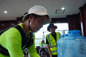 BIB: 
                            <button type="button" onclick="openModal(24999304)" class="btn btn-primary btn-sm float-right btn-popup" data-toggle="modal" data-target=".modal-high-quality">
                        <i class="fas fa-shopping-cart"></i> Add to Cart
                    </button>
                                            <button type="button" onclick="isThisMe(24999304, true)" class="btn btn-success btn-sm float-right btn-popup btn-isme hidden" data-toggle="tooltip" data-placement="bottom" title="นี่คือรูปของคุณใช่ไหม คลิกที่นี่เพื่อเอาเข้าอัลบั้ม">
                        <i class="fas fa-plus"></i> Add to album
                    </button>
                    <button type="button" onclick="isThisMe(24999304, false)" class="btn btn-warning btn-sm float-right btn-popup btn-isnotme hidden">
                        <i class="fas fa-ban"></i> Remove from album
                    </button>