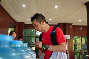 BIB: 
                            <button type="button" onclick="openModal(24999156)" class="btn btn-primary btn-sm float-right btn-popup" data-toggle="modal" data-target=".modal-high-quality">
                        <i class="fas fa-shopping-cart"></i> Add to Cart
                    </button>
                                            <button type="button" onclick="isThisMe(24999156, true)" class="btn btn-success btn-sm float-right btn-popup btn-isme hidden" data-toggle="tooltip" data-placement="bottom" title="นี่คือรูปของคุณใช่ไหม คลิกที่นี่เพื่อเอาเข้าอัลบั้ม">
                        <i class="fas fa-plus"></i> Add to album
                    </button>
                    <button type="button" onclick="isThisMe(24999156, false)" class="btn btn-warning btn-sm float-right btn-popup btn-isnotme hidden">
                        <i class="fas fa-ban"></i> Remove from album
                    </button>