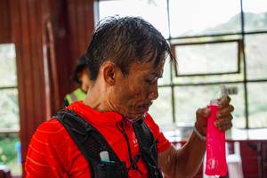 BIB: 947
                            <button type="button" onclick="openModal(24995189)" class="btn btn-primary btn-sm float-right btn-popup" data-toggle="modal" data-target=".modal-high-quality">
                        <i class="fas fa-shopping-cart"></i> Add to Cart
                    </button>
                                            <button type="button" onclick="isThisMe(24995189, true)" class="btn btn-success btn-sm float-right btn-popup btn-isme hidden" data-toggle="tooltip" data-placement="bottom" title="นี่คือรูปของคุณใช่ไหม คลิกที่นี่เพื่อเอาเข้าอัลบั้ม">
                        <i class="fas fa-plus"></i> Add to album
                    </button>
                    <button type="button" onclick="isThisMe(24995189, false)" class="btn btn-warning btn-sm float-right btn-popup btn-isnotme hidden">
                        <i class="fas fa-ban"></i> Remove from album
                    </button>