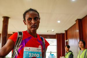 BIB: 3200
                            <button type="button" onclick="openModal(24994888)" class="btn btn-primary btn-sm float-right btn-popup" data-toggle="modal" data-target=".modal-high-quality">
                        <i class="fas fa-shopping-cart"></i> Add to Cart
                    </button>
                                            <button type="button" onclick="isThisMe(24994888, true)" class="btn btn-success btn-sm float-right btn-popup btn-isme hidden" data-toggle="tooltip" data-placement="bottom" title="นี่คือรูปของคุณใช่ไหม คลิกที่นี่เพื่อเอาเข้าอัลบั้ม">
                        <i class="fas fa-plus"></i> Add to album
                    </button>
                    <button type="button" onclick="isThisMe(24994888, false)" class="btn btn-warning btn-sm float-right btn-popup btn-isnotme hidden">
                        <i class="fas fa-ban"></i> Remove from album
                    </button>