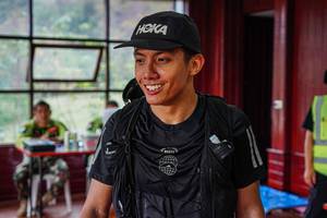 BIB: 
                            <button type="button" onclick="openModal(24998872)" class="btn btn-primary btn-sm float-right btn-popup" data-toggle="modal" data-target=".modal-high-quality">
                        <i class="fas fa-shopping-cart"></i> Add to Cart
                    </button>
                                            <button type="button" onclick="isThisMe(24998872, true)" class="btn btn-success btn-sm float-right btn-popup btn-isme hidden" data-toggle="tooltip" data-placement="bottom" title="นี่คือรูปของคุณใช่ไหม คลิกที่นี่เพื่อเอาเข้าอัลบั้ม">
                        <i class="fas fa-plus"></i> Add to album
                    </button>
                    <button type="button" onclick="isThisMe(24998872, false)" class="btn btn-warning btn-sm float-right btn-popup btn-isnotme hidden">
                        <i class="fas fa-ban"></i> Remove from album
                    </button>