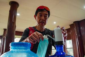 BIB: 
                            <button type="button" onclick="openModal(24998977)" class="btn btn-primary btn-sm float-right btn-popup" data-toggle="modal" data-target=".modal-high-quality">
                        <i class="fas fa-shopping-cart"></i> Add to Cart
                    </button>
                                            <button type="button" onclick="isThisMe(24998977, true)" class="btn btn-success btn-sm float-right btn-popup btn-isme hidden" data-toggle="tooltip" data-placement="bottom" title="นี่คือรูปของคุณใช่ไหม คลิกที่นี่เพื่อเอาเข้าอัลบั้ม">
                        <i class="fas fa-plus"></i> Add to album
                    </button>
                    <button type="button" onclick="isThisMe(24998977, false)" class="btn btn-warning btn-sm float-right btn-popup btn-isnotme hidden">
                        <i class="fas fa-ban"></i> Remove from album
                    </button>