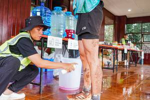 BIB: 
                            <button type="button" onclick="openModal(24995272)" class="btn btn-primary btn-sm float-right btn-popup" data-toggle="modal" data-target=".modal-high-quality">
                        <i class="fas fa-shopping-cart"></i> Add to Cart
                    </button>
                                            <button type="button" onclick="isThisMe(24995272, true)" class="btn btn-success btn-sm float-right btn-popup btn-isme hidden" data-toggle="tooltip" data-placement="bottom" title="นี่คือรูปของคุณใช่ไหม คลิกที่นี่เพื่อเอาเข้าอัลบั้ม">
                        <i class="fas fa-plus"></i> Add to album
                    </button>
                    <button type="button" onclick="isThisMe(24995272, false)" class="btn btn-warning btn-sm float-right btn-popup btn-isnotme hidden">
                        <i class="fas fa-ban"></i> Remove from album
                    </button>