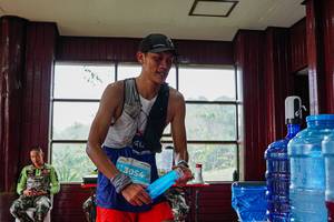 BIB: 3054
                            <button type="button" onclick="openModal(24998853)" class="btn btn-primary btn-sm float-right btn-popup" data-toggle="modal" data-target=".modal-high-quality">
                        <i class="fas fa-shopping-cart"></i> Add to Cart
                    </button>
                                            <button type="button" onclick="isThisMe(24998853, true)" class="btn btn-success btn-sm float-right btn-popup btn-isme hidden" data-toggle="tooltip" data-placement="bottom" title="นี่คือรูปของคุณใช่ไหม คลิกที่นี่เพื่อเอาเข้าอัลบั้ม">
                        <i class="fas fa-plus"></i> Add to album
                    </button>
                    <button type="button" onclick="isThisMe(24998853, false)" class="btn btn-warning btn-sm float-right btn-popup btn-isnotme hidden">
                        <i class="fas fa-ban"></i> Remove from album
                    </button>