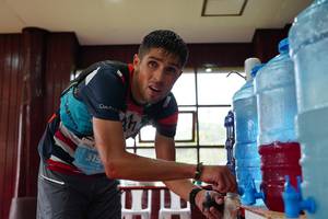 BIB: 319
                            <button type="button" onclick="openModal(24994719)" class="btn btn-primary btn-sm float-right btn-popup" data-toggle="modal" data-target=".modal-high-quality">
                        <i class="fas fa-shopping-cart"></i> Add to Cart
                    </button>
                                            <button type="button" onclick="isThisMe(24994719, true)" class="btn btn-success btn-sm float-right btn-popup btn-isme hidden" data-toggle="tooltip" data-placement="bottom" title="นี่คือรูปของคุณใช่ไหม คลิกที่นี่เพื่อเอาเข้าอัลบั้ม">
                        <i class="fas fa-plus"></i> Add to album
                    </button>
                    <button type="button" onclick="isThisMe(24994719, false)" class="btn btn-warning btn-sm float-right btn-popup btn-isnotme hidden">
                        <i class="fas fa-ban"></i> Remove from album
                    </button>