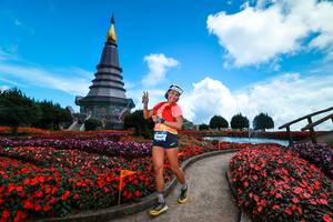 BIB: 1046
                            <button type="button" onclick="openModal(25015921)" class="btn btn-primary btn-sm float-right btn-popup" data-toggle="modal" data-target=".modal-high-quality">
                        <i class="fas fa-shopping-cart"></i> Add to Cart
                    </button>
                                            <button type="button" onclick="isThisMe(25015921, true)" class="btn btn-success btn-sm float-right btn-popup btn-isme hidden" data-toggle="tooltip" data-placement="bottom" title="นี่คือรูปของคุณใช่ไหม คลิกที่นี่เพื่อเอาเข้าอัลบั้ม">
                        <i class="fas fa-plus"></i> Add to album
                    </button>
                    <button type="button" onclick="isThisMe(25015921, false)" class="btn btn-warning btn-sm float-right btn-popup btn-isnotme hidden">
                        <i class="fas fa-ban"></i> Remove from album
                    </button>