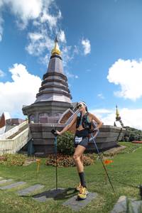 BIB: 054
                            <button type="button" onclick="openModal(25016460)" class="btn btn-primary btn-sm float-right btn-popup" data-toggle="modal" data-target=".modal-high-quality">
                        <i class="fas fa-shopping-cart"></i> Add to Cart
                    </button>
                                            <button type="button" onclick="isThisMe(25016460, true)" class="btn btn-success btn-sm float-right btn-popup btn-isme hidden" data-toggle="tooltip" data-placement="bottom" title="นี่คือรูปของคุณใช่ไหม คลิกที่นี่เพื่อเอาเข้าอัลบั้ม">
                        <i class="fas fa-plus"></i> Add to album
                    </button>
                    <button type="button" onclick="isThisMe(25016460, false)" class="btn btn-warning btn-sm float-right btn-popup btn-isnotme hidden">
                        <i class="fas fa-ban"></i> Remove from album
                    </button>