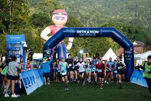 BIB: 198
                            <button type="button" onclick="openModal(25021576)" class="btn btn-primary btn-sm float-right btn-popup" data-toggle="modal" data-target=".modal-high-quality">
                        <i class="fas fa-shopping-cart"></i> Add to Cart
                    </button>
                                            <button type="button" onclick="isThisMe(25021576, true)" class="btn btn-success btn-sm float-right btn-popup btn-isme hidden" data-toggle="tooltip" data-placement="bottom" title="นี่คือรูปของคุณใช่ไหม คลิกที่นี่เพื่อเอาเข้าอัลบั้ม">
                        <i class="fas fa-plus"></i> Add to album
                    </button>
                    <button type="button" onclick="isThisMe(25021576, false)" class="btn btn-warning btn-sm float-right btn-popup btn-isnotme hidden">
                        <i class="fas fa-ban"></i> Remove from album
                    </button>