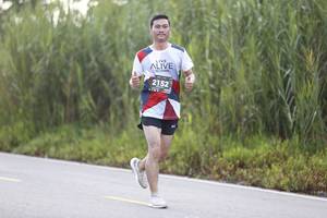 BIB: 2152
                            <button type="button" onclick="openModal(5820807)" class="btn btn-primary btn-sm float-right btn-popup" data-toggle="modal" data-target=".modal-high-quality">
                        <i class="fas fa-shopping-cart"></i> Add to Cart
                    </button>
                                            <button type="button" onclick="isThisMe(5820807, true)" class="btn btn-success btn-sm float-right btn-popup btn-isme hidden" data-toggle="tooltip" data-placement="bottom" title="นี่คือรูปของคุณใช่ไหม คลิกที่นี่เพื่อเอาเข้าอัลบั้ม">
                        <i class="fas fa-plus"></i> Add to album
                    </button>
                    <button type="button" onclick="isThisMe(5820807, false)" class="btn btn-warning btn-sm float-right btn-popup btn-isnotme hidden">
                        <i class="fas fa-ban"></i> Remove from album
                    </button>