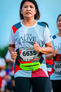 BIB: 6635, 665
                            <button type="button" onclick="openModal(5823545)" class="btn btn-primary btn-sm float-right btn-popup" data-toggle="modal" data-target=".modal-high-quality">
                        <i class="fas fa-shopping-cart"></i> Add to Cart
                    </button>
                                            <button type="button" onclick="isThisMe(5823545, true)" class="btn btn-success btn-sm float-right btn-popup btn-isme hidden" data-toggle="tooltip" data-placement="bottom" title="นี่คือรูปของคุณใช่ไหม คลิกที่นี่เพื่อเอาเข้าอัลบั้ม">
                        <i class="fas fa-plus"></i> Add to album
                    </button>
                    <button type="button" onclick="isThisMe(5823545, false)" class="btn btn-warning btn-sm float-right btn-popup btn-isnotme hidden">
                        <i class="fas fa-ban"></i> Remove from album
                    </button>