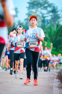 BIB: 6782, 6450
                            <button type="button" onclick="openModal(5823536)" class="btn btn-primary btn-sm float-right btn-popup" data-toggle="modal" data-target=".modal-high-quality">
                        <i class="fas fa-shopping-cart"></i> Add to Cart
                    </button>
                                            <button type="button" onclick="isThisMe(5823536, true)" class="btn btn-success btn-sm float-right btn-popup btn-isme hidden" data-toggle="tooltip" data-placement="bottom" title="นี่คือรูปของคุณใช่ไหม คลิกที่นี่เพื่อเอาเข้าอัลบั้ม">
                        <i class="fas fa-plus"></i> Add to album
                    </button>
                    <button type="button" onclick="isThisMe(5823536, false)" class="btn btn-warning btn-sm float-right btn-popup btn-isnotme hidden">
                        <i class="fas fa-ban"></i> Remove from album
                    </button>