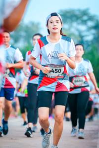 BIB: 450
                            <button type="button" onclick="openModal(5823542)" class="btn btn-primary btn-sm float-right btn-popup" data-toggle="modal" data-target=".modal-high-quality">
                        <i class="fas fa-shopping-cart"></i> Add to Cart
                    </button>
                                            <button type="button" onclick="isThisMe(5823542, true)" class="btn btn-success btn-sm float-right btn-popup btn-isme hidden" data-toggle="tooltip" data-placement="bottom" title="นี่คือรูปของคุณใช่ไหม คลิกที่นี่เพื่อเอาเข้าอัลบั้ม">
                        <i class="fas fa-plus"></i> Add to album
                    </button>
                    <button type="button" onclick="isThisMe(5823542, false)" class="btn btn-warning btn-sm float-right btn-popup btn-isnotme hidden">
                        <i class="fas fa-ban"></i> Remove from album
                    </button>