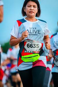 BIB: 6635
                            <button type="button" onclick="openModal(5823544)" class="btn btn-primary btn-sm float-right btn-popup" data-toggle="modal" data-target=".modal-high-quality">
                        <i class="fas fa-shopping-cart"></i> Add to Cart
                    </button>
                                            <button type="button" onclick="isThisMe(5823544, true)" class="btn btn-success btn-sm float-right btn-popup btn-isme hidden" data-toggle="tooltip" data-placement="bottom" title="นี่คือรูปของคุณใช่ไหม คลิกที่นี่เพื่อเอาเข้าอัลบั้ม">
                        <i class="fas fa-plus"></i> Add to album
                    </button>
                    <button type="button" onclick="isThisMe(5823544, false)" class="btn btn-warning btn-sm float-right btn-popup btn-isnotme hidden">
                        <i class="fas fa-ban"></i> Remove from album
                    </button>