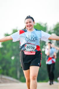 BIB: 6070
                            <button type="button" onclick="openModal(5825366)" class="btn btn-primary btn-sm float-right btn-popup" data-toggle="modal" data-target=".modal-high-quality">
                        <i class="fas fa-shopping-cart"></i> Add to Cart
                    </button>
                                            <button type="button" onclick="isThisMe(5825366, true)" class="btn btn-success btn-sm float-right btn-popup btn-isme hidden" data-toggle="tooltip" data-placement="bottom" title="นี่คือรูปของคุณใช่ไหม คลิกที่นี่เพื่อเอาเข้าอัลบั้ม">
                        <i class="fas fa-plus"></i> Add to album
                    </button>
                    <button type="button" onclick="isThisMe(5825366, false)" class="btn btn-warning btn-sm float-right btn-popup btn-isnotme hidden">
                        <i class="fas fa-ban"></i> Remove from album
                    </button>