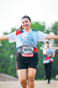 BIB: 6070
                            <button type="button" onclick="openModal(5825367)" class="btn btn-primary btn-sm float-right btn-popup" data-toggle="modal" data-target=".modal-high-quality">
                        <i class="fas fa-shopping-cart"></i> Add to Cart
                    </button>
                                            <button type="button" onclick="isThisMe(5825367, true)" class="btn btn-success btn-sm float-right btn-popup btn-isme hidden" data-toggle="tooltip" data-placement="bottom" title="นี่คือรูปของคุณใช่ไหม คลิกที่นี่เพื่อเอาเข้าอัลบั้ม">
                        <i class="fas fa-plus"></i> Add to album
                    </button>
                    <button type="button" onclick="isThisMe(5825367, false)" class="btn btn-warning btn-sm float-right btn-popup btn-isnotme hidden">
                        <i class="fas fa-ban"></i> Remove from album
                    </button>