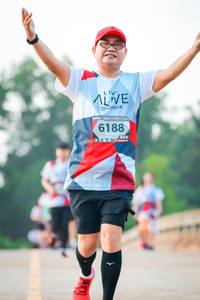 BIB: 6188
                            <button type="button" onclick="openModal(5824668)" class="btn btn-primary btn-sm float-right btn-popup" data-toggle="modal" data-target=".modal-high-quality">
                        <i class="fas fa-shopping-cart"></i> Add to Cart
                    </button>
                                            <button type="button" onclick="isThisMe(5824668, true)" class="btn btn-success btn-sm float-right btn-popup btn-isme hidden" data-toggle="tooltip" data-placement="bottom" title="นี่คือรูปของคุณใช่ไหม คลิกที่นี่เพื่อเอาเข้าอัลบั้ม">
                        <i class="fas fa-plus"></i> Add to album
                    </button>
                    <button type="button" onclick="isThisMe(5824668, false)" class="btn btn-warning btn-sm float-right btn-popup btn-isnotme hidden">
                        <i class="fas fa-ban"></i> Remove from album
                    </button>