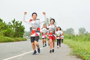 BIB: 6044, 6472, 6206
                            <button type="button" onclick="openModal(5854397)" class="btn btn-primary btn-sm float-right btn-popup" data-toggle="modal" data-target=".modal-high-quality">
                        <i class="fas fa-shopping-cart"></i> Add to Cart
                    </button>
                                            <button type="button" onclick="isThisMe(5854397, true)" class="btn btn-success btn-sm float-right btn-popup btn-isme hidden" data-toggle="tooltip" data-placement="bottom" title="นี่คือรูปของคุณใช่ไหม คลิกที่นี่เพื่อเอาเข้าอัลบั้ม">
                        <i class="fas fa-plus"></i> Add to album
                    </button>
                    <button type="button" onclick="isThisMe(5854397, false)" class="btn btn-warning btn-sm float-right btn-popup btn-isnotme hidden">
                        <i class="fas fa-ban"></i> Remove from album
                    </button>