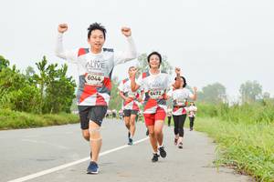 BIB: 6044, 6472, 666
                            <button type="button" onclick="openModal(5854399)" class="btn btn-primary btn-sm float-right btn-popup" data-toggle="modal" data-target=".modal-high-quality">
                        <i class="fas fa-shopping-cart"></i> Add to Cart
                    </button>
                                            <button type="button" onclick="isThisMe(5854399, true)" class="btn btn-success btn-sm float-right btn-popup btn-isme hidden" data-toggle="tooltip" data-placement="bottom" title="นี่คือรูปของคุณใช่ไหม คลิกที่นี่เพื่อเอาเข้าอัลบั้ม">
                        <i class="fas fa-plus"></i> Add to album
                    </button>
                    <button type="button" onclick="isThisMe(5854399, false)" class="btn btn-warning btn-sm float-right btn-popup btn-isnotme hidden">
                        <i class="fas fa-ban"></i> Remove from album
                    </button>