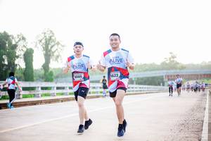 BIB: 6085, 6622
                            <button type="button" onclick="openModal(5837540)" class="btn btn-primary btn-sm float-right btn-popup" data-toggle="modal" data-target=".modal-high-quality">
                        <i class="fas fa-shopping-cart"></i> Add to Cart
                    </button>
                                            <button type="button" onclick="isThisMe(5837540, true)" class="btn btn-success btn-sm float-right btn-popup btn-isme hidden" data-toggle="tooltip" data-placement="bottom" title="นี่คือรูปของคุณใช่ไหม คลิกที่นี่เพื่อเอาเข้าอัลบั้ม">
                        <i class="fas fa-plus"></i> Add to album
                    </button>
                    <button type="button" onclick="isThisMe(5837540, false)" class="btn btn-warning btn-sm float-right btn-popup btn-isnotme hidden">
                        <i class="fas fa-ban"></i> Remove from album
                    </button>