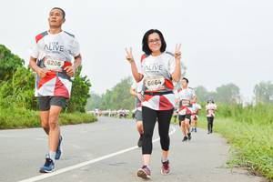 BIB: 6206, 6664
                            <button type="button" onclick="openModal(5856246)" class="btn btn-primary btn-sm float-right btn-popup" data-toggle="modal" data-target=".modal-high-quality">
                        <i class="fas fa-shopping-cart"></i> Add to Cart
                    </button>
                                            <button type="button" onclick="isThisMe(5856246, true)" class="btn btn-success btn-sm float-right btn-popup btn-isme hidden" data-toggle="tooltip" data-placement="bottom" title="นี่คือรูปของคุณใช่ไหม คลิกที่นี่เพื่อเอาเข้าอัลบั้ม">
                        <i class="fas fa-plus"></i> Add to album
                    </button>
                    <button type="button" onclick="isThisMe(5856246, false)" class="btn btn-warning btn-sm float-right btn-popup btn-isnotme hidden">
                        <i class="fas fa-ban"></i> Remove from album
                    </button>