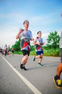 BIB: 2307, 215
                            <button type="button" onclick="openModal(5833937)" class="btn btn-primary btn-sm float-right btn-popup" data-toggle="modal" data-target=".modal-high-quality">
                        <i class="fas fa-shopping-cart"></i> Add to Cart
                    </button>
                                            <button type="button" onclick="isThisMe(5833937, true)" class="btn btn-success btn-sm float-right btn-popup btn-isme hidden" data-toggle="tooltip" data-placement="bottom" title="นี่คือรูปของคุณใช่ไหม คลิกที่นี่เพื่อเอาเข้าอัลบั้ม">
                        <i class="fas fa-plus"></i> Add to album
                    </button>
                    <button type="button" onclick="isThisMe(5833937, false)" class="btn btn-warning btn-sm float-right btn-popup btn-isnotme hidden">
                        <i class="fas fa-ban"></i> Remove from album
                    </button>