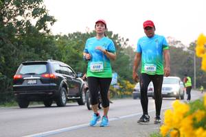 BIB: 6108, 6095
                            <button type="button" onclick="openModal(234800)" class="btn btn-primary btn-sm float-right btn-popup" data-toggle="modal" data-target=".modal-high-quality">
                        <i class="fas fa-shopping-cart"></i> Add to Cart
                    </button>
                                            <button type="button" onclick="isThisMe(234800, true)" class="btn btn-success btn-sm float-right btn-popup btn-isme hidden" data-toggle="tooltip" data-placement="bottom" title="นี่คือรูปของคุณใช่ไหม คลิกที่นี่เพื่อเอาเข้าอัลบั้ม">
                        <i class="fas fa-plus"></i> Add to album
                    </button>
                    <button type="button" onclick="isThisMe(234800, false)" class="btn btn-warning btn-sm float-right btn-popup btn-isnotme hidden">
                        <i class="fas fa-ban"></i> Remove from album
                    </button>