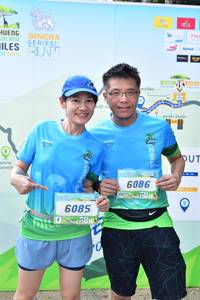 BIB: 105, 6086, 6085
                            <button type="button" onclick="openModal(214198)" class="btn btn-primary btn-sm float-right btn-popup" data-toggle="modal" data-target=".modal-high-quality">
                        <i class="fas fa-shopping-cart"></i> Add to Cart
                    </button>
                                            <button type="button" onclick="isThisMe(214198, true)" class="btn btn-success btn-sm float-right btn-popup btn-isme hidden" data-toggle="tooltip" data-placement="bottom" title="นี่คือรูปของคุณใช่ไหม คลิกที่นี่เพื่อเอาเข้าอัลบั้ม">
                        <i class="fas fa-plus"></i> Add to album
                    </button>
                    <button type="button" onclick="isThisMe(214198, false)" class="btn btn-warning btn-sm float-right btn-popup btn-isnotme hidden">
                        <i class="fas fa-ban"></i> Remove from album
                    </button>