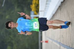 BIB: 809
                            <button type="button" onclick="openModal(229346)" class="btn btn-primary btn-sm float-right btn-popup" data-toggle="modal" data-target=".modal-high-quality">
                        <i class="fas fa-shopping-cart"></i> Add to Cart
                    </button>
                                            <button type="button" onclick="isThisMe(229346, true)" class="btn btn-success btn-sm float-right btn-popup btn-isme hidden" data-toggle="tooltip" data-placement="bottom" title="นี่คือรูปของคุณใช่ไหม คลิกที่นี่เพื่อเอาเข้าอัลบั้ม">
                        <i class="fas fa-plus"></i> Add to album
                    </button>
                    <button type="button" onclick="isThisMe(229346, false)" class="btn btn-warning btn-sm float-right btn-popup btn-isnotme hidden">
                        <i class="fas fa-ban"></i> Remove from album
                    </button>