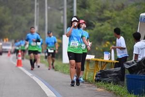 BIB: 6120
                            <button type="button" onclick="openModal(237386)" class="btn btn-primary btn-sm float-right btn-popup" data-toggle="modal" data-target=".modal-high-quality">
                        <i class="fas fa-shopping-cart"></i> Add to Cart
                    </button>
                                            <button type="button" onclick="isThisMe(237386, true)" class="btn btn-success btn-sm float-right btn-popup btn-isme hidden" data-toggle="tooltip" data-placement="bottom" title="นี่คือรูปของคุณใช่ไหม คลิกที่นี่เพื่อเอาเข้าอัลบั้ม">
                        <i class="fas fa-plus"></i> Add to album
                    </button>
                    <button type="button" onclick="isThisMe(237386, false)" class="btn btn-warning btn-sm float-right btn-popup btn-isnotme hidden">
                        <i class="fas fa-ban"></i> Remove from album
                    </button>