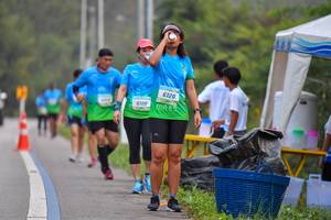 BIB: 6120, 6108
                            <button type="button" onclick="openModal(237392)" class="btn btn-primary btn-sm float-right btn-popup" data-toggle="modal" data-target=".modal-high-quality">
                        <i class="fas fa-shopping-cart"></i> Add to Cart
                    </button>
                                            <button type="button" onclick="isThisMe(237392, true)" class="btn btn-success btn-sm float-right btn-popup btn-isme hidden" data-toggle="tooltip" data-placement="bottom" title="นี่คือรูปของคุณใช่ไหม คลิกที่นี่เพื่อเอาเข้าอัลบั้ม">
                        <i class="fas fa-plus"></i> Add to album
                    </button>
                    <button type="button" onclick="isThisMe(237392, false)" class="btn btn-warning btn-sm float-right btn-popup btn-isnotme hidden">
                        <i class="fas fa-ban"></i> Remove from album
                    </button>