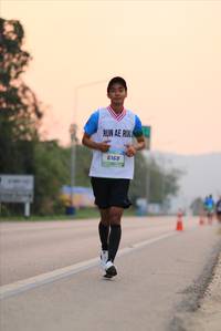 BIB: 6168
                            <button type="button" onclick="openModal(262139)" class="btn btn-primary btn-sm float-right btn-popup" data-toggle="modal" data-target=".modal-high-quality">
                        <i class="fas fa-shopping-cart"></i> Add to Cart
                    </button>
                                            <button type="button" onclick="isThisMe(262139, true)" class="btn btn-success btn-sm float-right btn-popup btn-isme hidden" data-toggle="tooltip" data-placement="bottom" title="นี่คือรูปของคุณใช่ไหม คลิกที่นี่เพื่อเอาเข้าอัลบั้ม">
                        <i class="fas fa-plus"></i> Add to album
                    </button>
                    <button type="button" onclick="isThisMe(262139, false)" class="btn btn-warning btn-sm float-right btn-popup btn-isnotme hidden">
                        <i class="fas fa-ban"></i> Remove from album
                    </button>