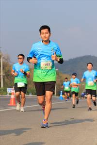 BIB: 8093
                            <button type="button" onclick="openModal(261193)" class="btn btn-primary btn-sm float-right btn-popup" data-toggle="modal" data-target=".modal-high-quality">
                        <i class="fas fa-shopping-cart"></i> Add to Cart
                    </button>
                                            <button type="button" onclick="isThisMe(261193, true)" class="btn btn-success btn-sm float-right btn-popup btn-isme hidden" data-toggle="tooltip" data-placement="bottom" title="นี่คือรูปของคุณใช่ไหม คลิกที่นี่เพื่อเอาเข้าอัลบั้ม">
                        <i class="fas fa-plus"></i> Add to album
                    </button>
                    <button type="button" onclick="isThisMe(261193, false)" class="btn btn-warning btn-sm float-right btn-popup btn-isnotme hidden">
                        <i class="fas fa-ban"></i> Remove from album
                    </button>