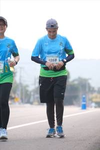 BIB: 8368
                            <button type="button" onclick="openModal(277149)" class="btn btn-primary btn-sm float-right btn-popup" data-toggle="modal" data-target=".modal-high-quality">
                        <i class="fas fa-shopping-cart"></i> Add to Cart
                    </button>
                                            <button type="button" onclick="isThisMe(277149, true)" class="btn btn-success btn-sm float-right btn-popup btn-isme hidden" data-toggle="tooltip" data-placement="bottom" title="นี่คือรูปของคุณใช่ไหม คลิกที่นี่เพื่อเอาเข้าอัลบั้ม">
                        <i class="fas fa-plus"></i> Add to album
                    </button>
                    <button type="button" onclick="isThisMe(277149, false)" class="btn btn-warning btn-sm float-right btn-popup btn-isnotme hidden">
                        <i class="fas fa-ban"></i> Remove from album
                    </button>