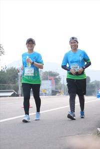 BIB: 368, 317
                            <button type="button" onclick="openModal(277148)" class="btn btn-primary btn-sm float-right btn-popup" data-toggle="modal" data-target=".modal-high-quality">
                        <i class="fas fa-shopping-cart"></i> Add to Cart
                    </button>
                                            <button type="button" onclick="isThisMe(277148, true)" class="btn btn-success btn-sm float-right btn-popup btn-isme hidden" data-toggle="tooltip" data-placement="bottom" title="นี่คือรูปของคุณใช่ไหม คลิกที่นี่เพื่อเอาเข้าอัลบั้ม">
                        <i class="fas fa-plus"></i> Add to album
                    </button>
                    <button type="button" onclick="isThisMe(277148, false)" class="btn btn-warning btn-sm float-right btn-popup btn-isnotme hidden">
                        <i class="fas fa-ban"></i> Remove from album
                    </button>