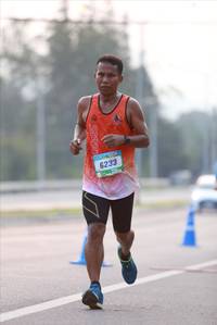 BIB: 6233
                            <button type="button" onclick="openModal(237839)" class="btn btn-primary btn-sm float-right btn-popup" data-toggle="modal" data-target=".modal-high-quality">
                        <i class="fas fa-shopping-cart"></i> Add to Cart
                    </button>
                                            <button type="button" onclick="isThisMe(237839, true)" class="btn btn-success btn-sm float-right btn-popup btn-isme hidden" data-toggle="tooltip" data-placement="bottom" title="นี่คือรูปของคุณใช่ไหม คลิกที่นี่เพื่อเอาเข้าอัลบั้ม">
                        <i class="fas fa-plus"></i> Add to album
                    </button>
                    <button type="button" onclick="isThisMe(237839, false)" class="btn btn-warning btn-sm float-right btn-popup btn-isnotme hidden">
                        <i class="fas fa-ban"></i> Remove from album
                    </button>